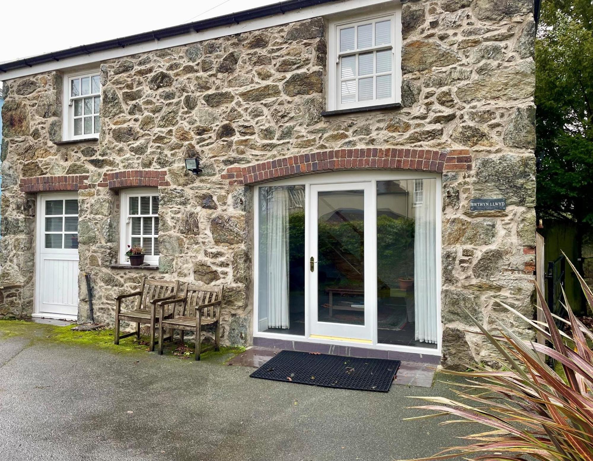 Menai Bridge Villa Kültér fotó